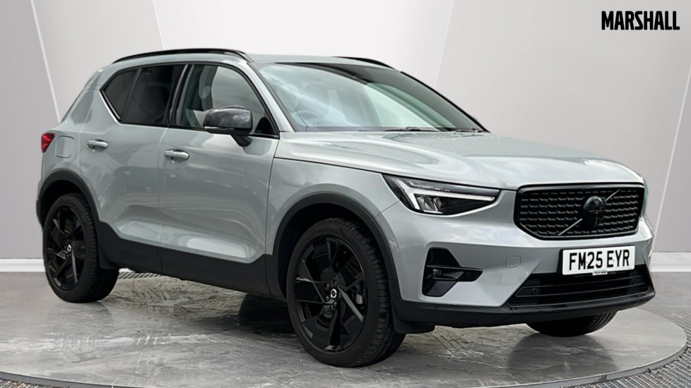 Main listing image - Volvo XC40