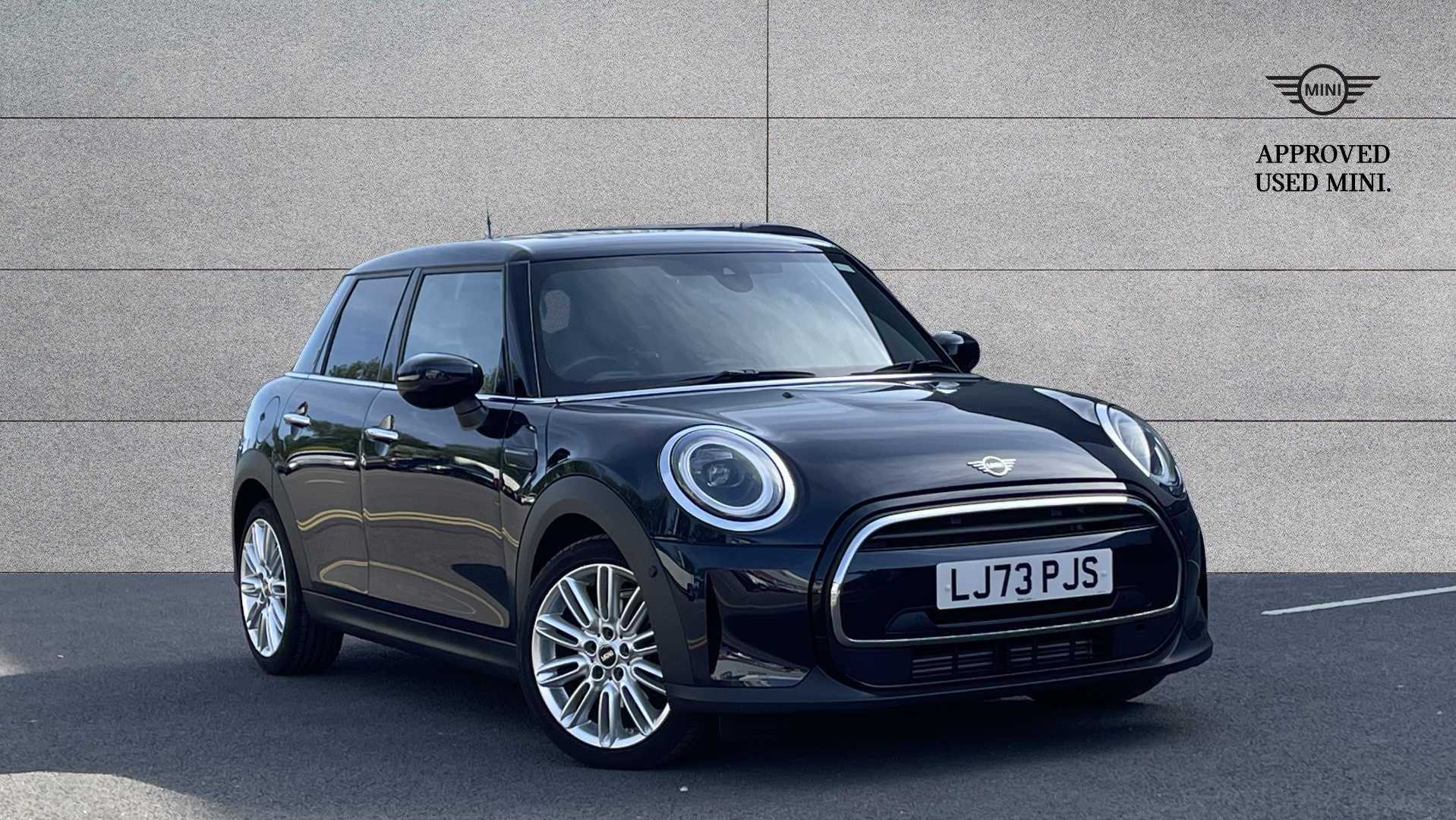 Main listing image - MINI Hatchback 5dr
