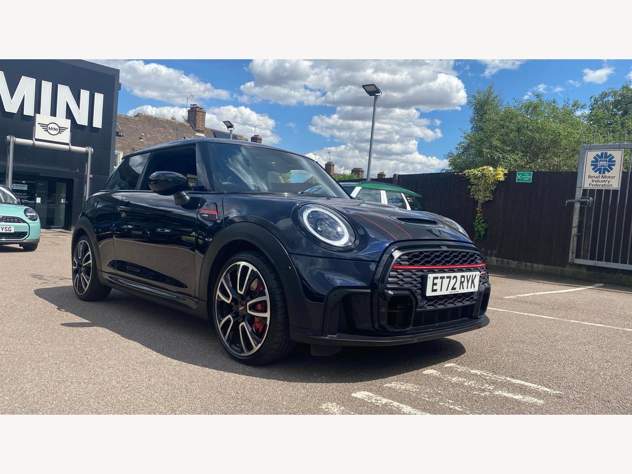 Main listing image - MINI Hatchback