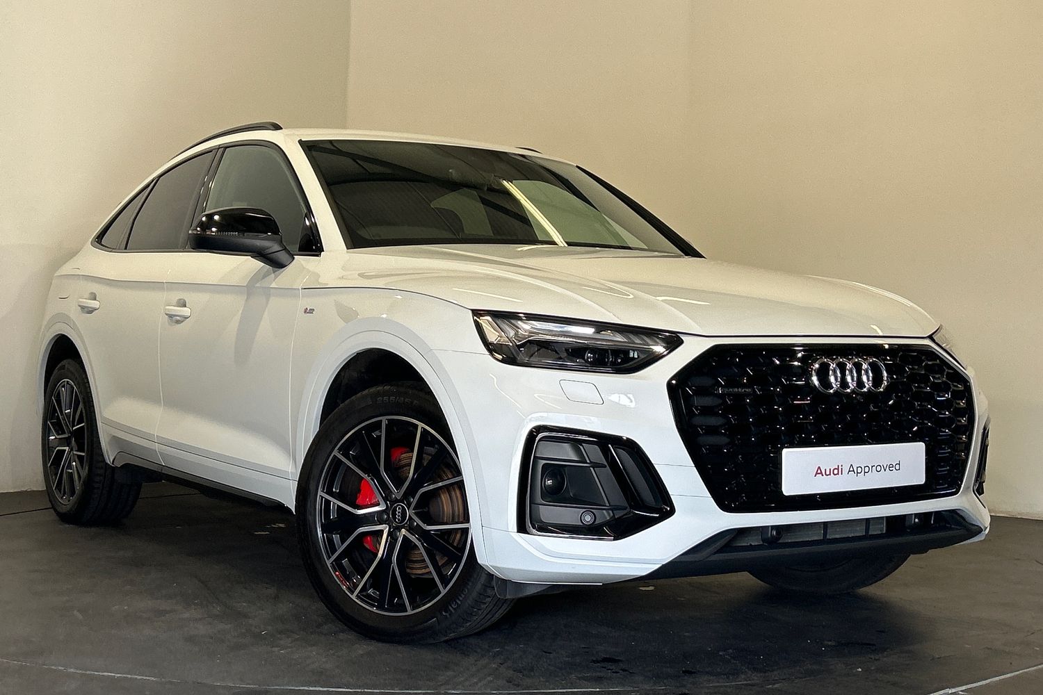 Main listing image - Audi Q5 Sportback