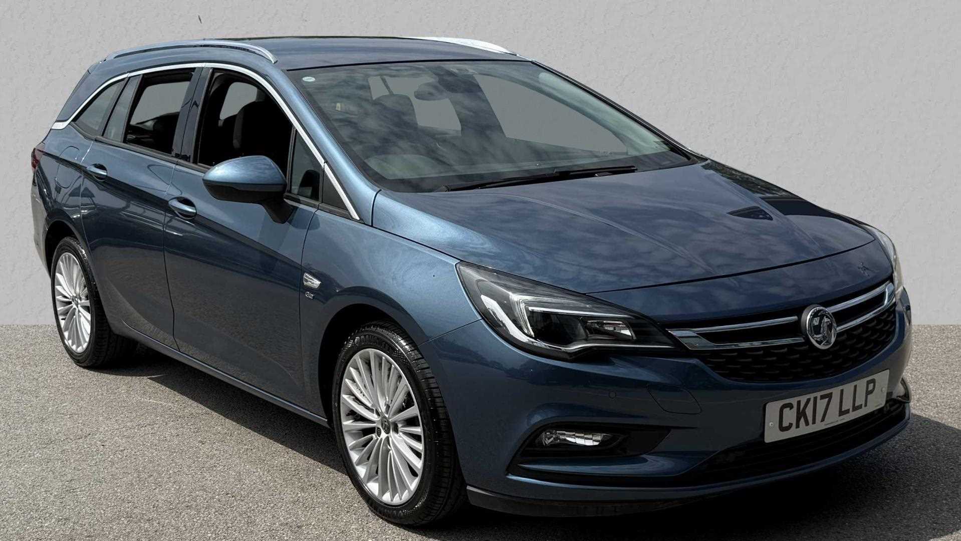 Main listing image - Vauxhall Astra Sports Tourer