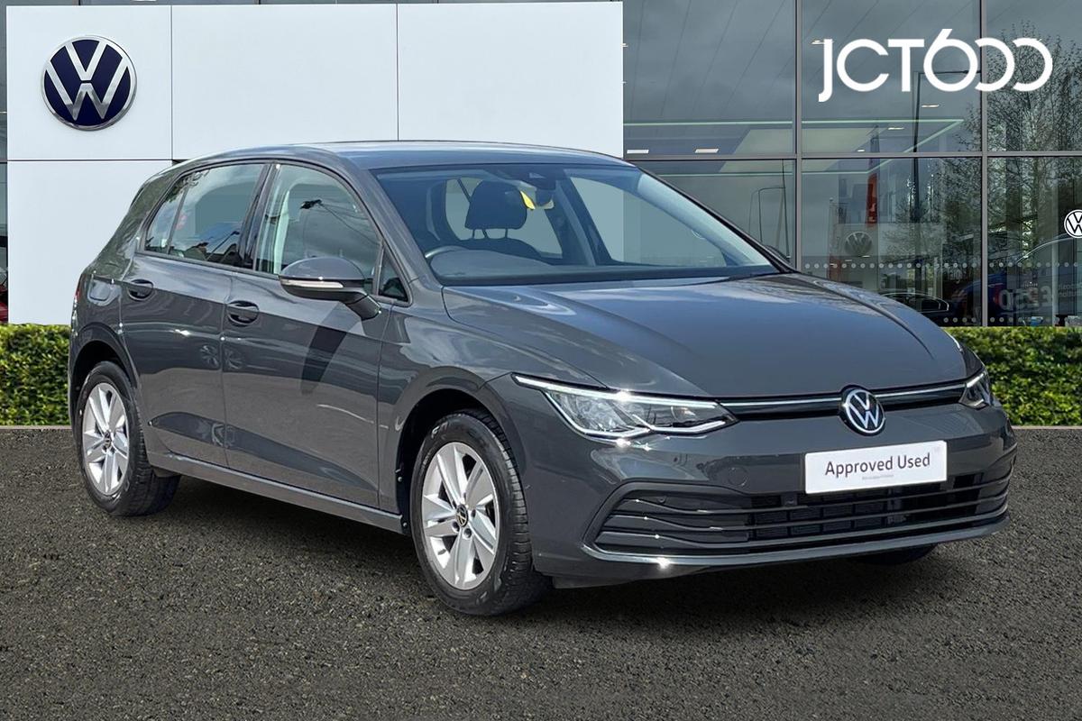 Main listing image - Volkswagen Golf