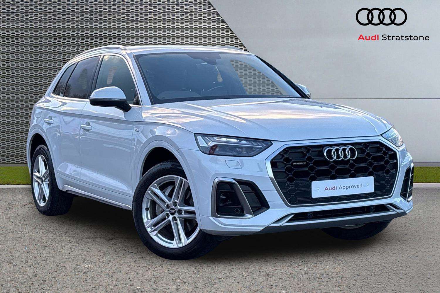 Main listing image - Audi Q5