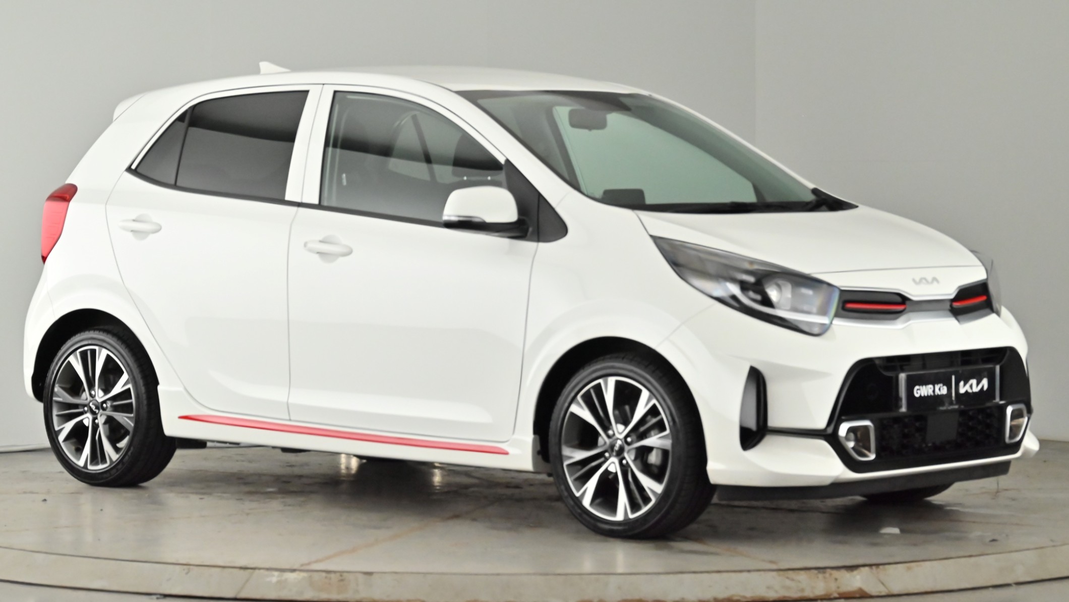 Main listing image - Kia Picanto