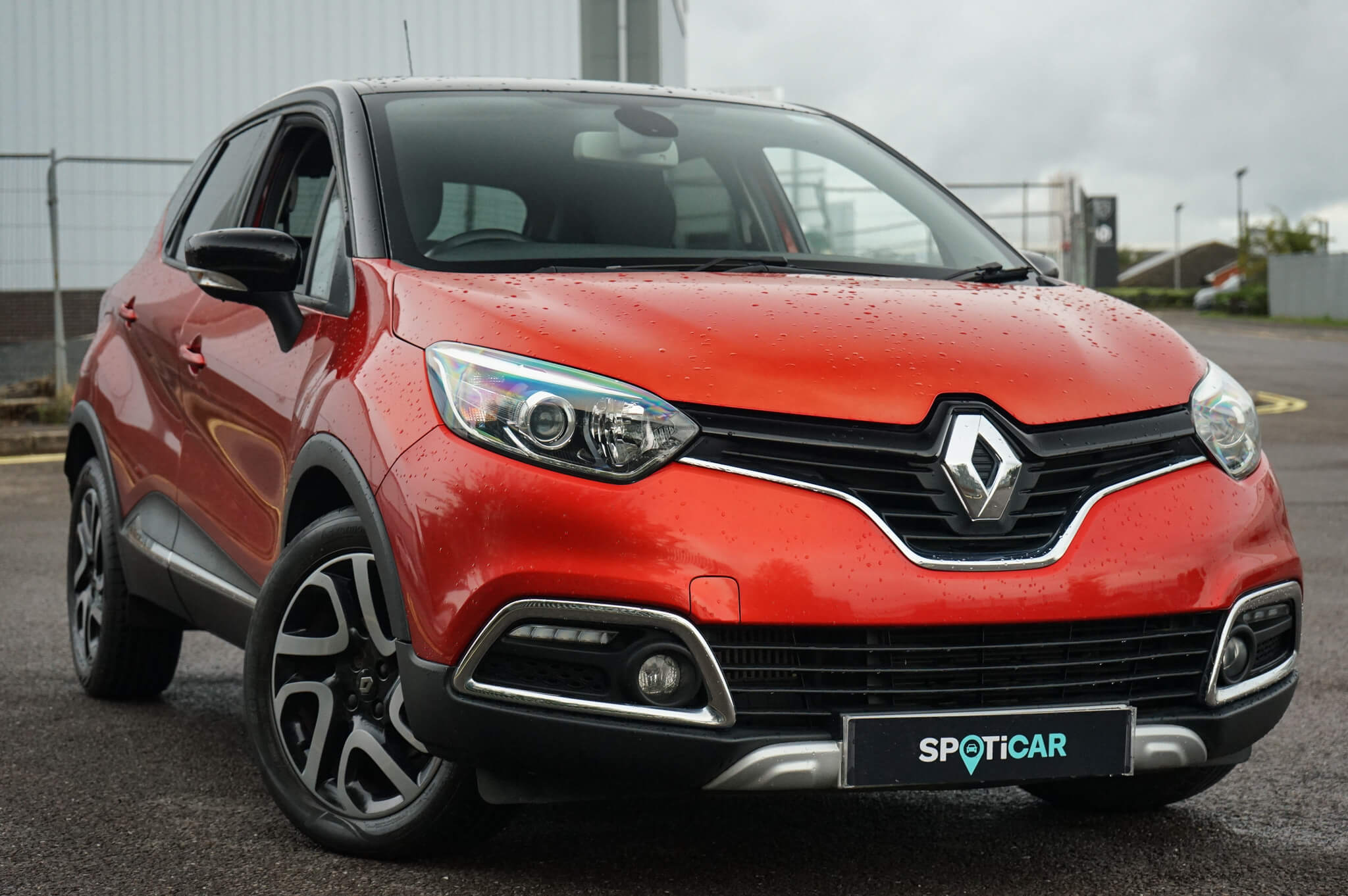 Main listing image - Renault Captur