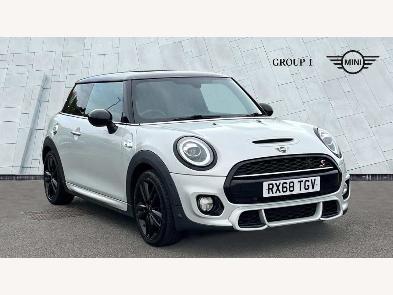 Main listing image - MINI Hatchback
