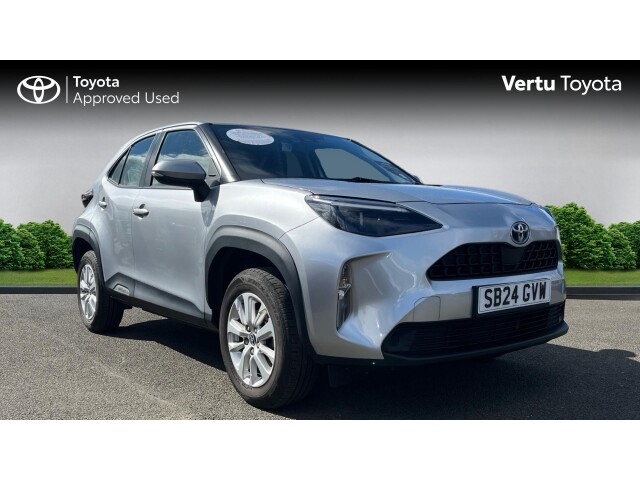 Main listing image - Toyota Yaris Cross