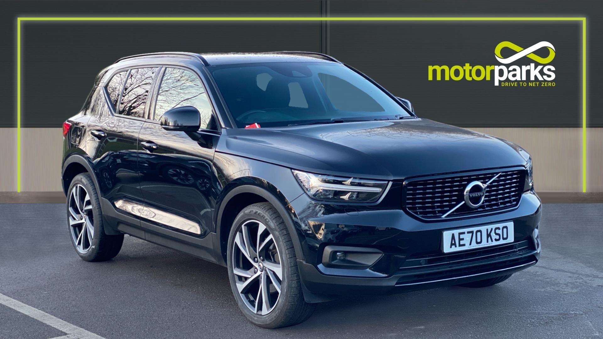 Main listing image - Volvo XC40