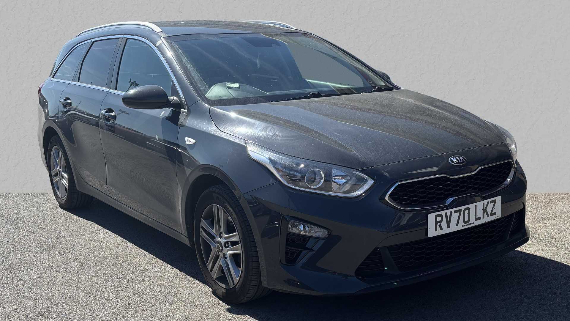 Main listing image - Kia Ceed SW