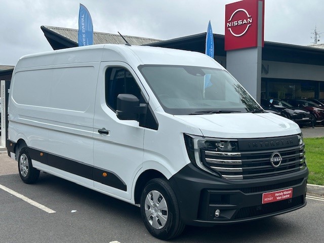 Main listing image - Nissan Interstar