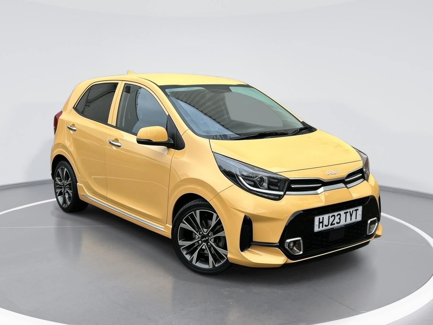 Main listing image - Kia Picanto