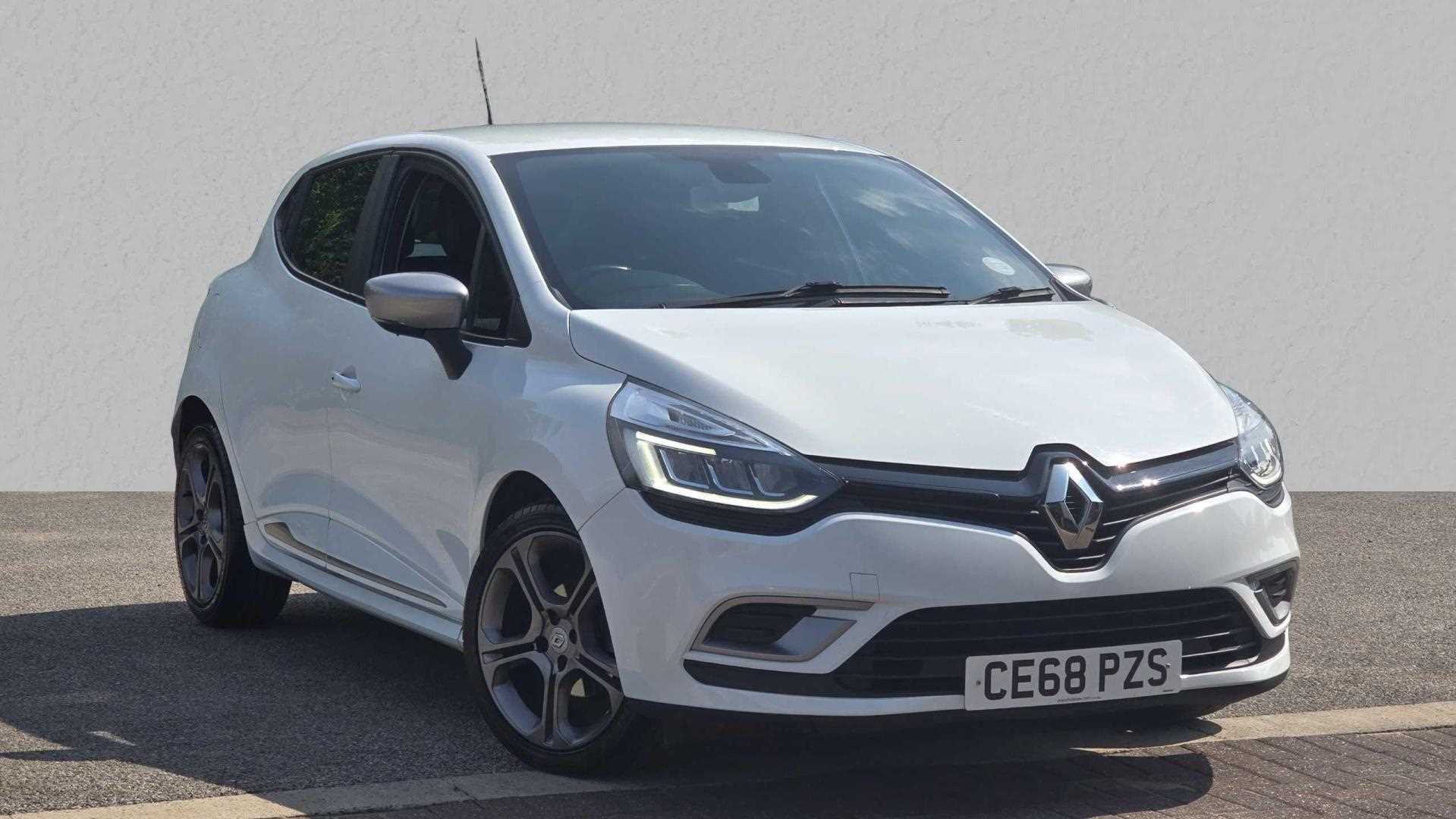 Main listing image - Renault Clio