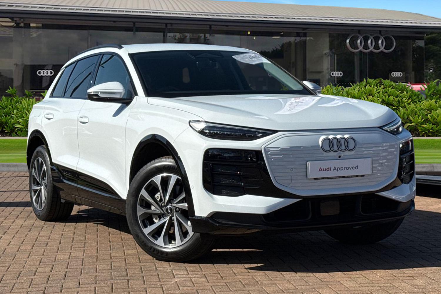 Main listing image - Audi Q6 e-tron