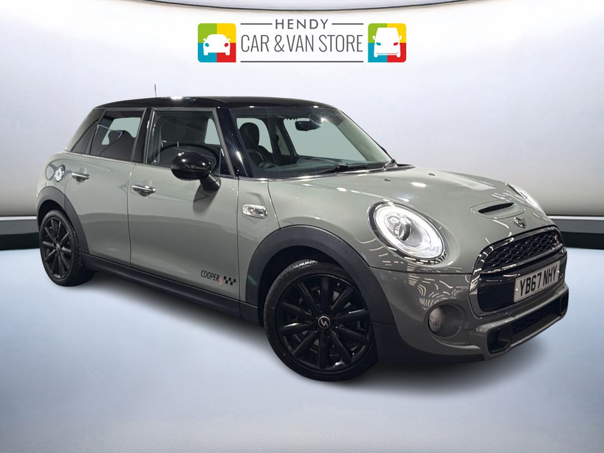 Main listing image - MINI Hatchback 5dr