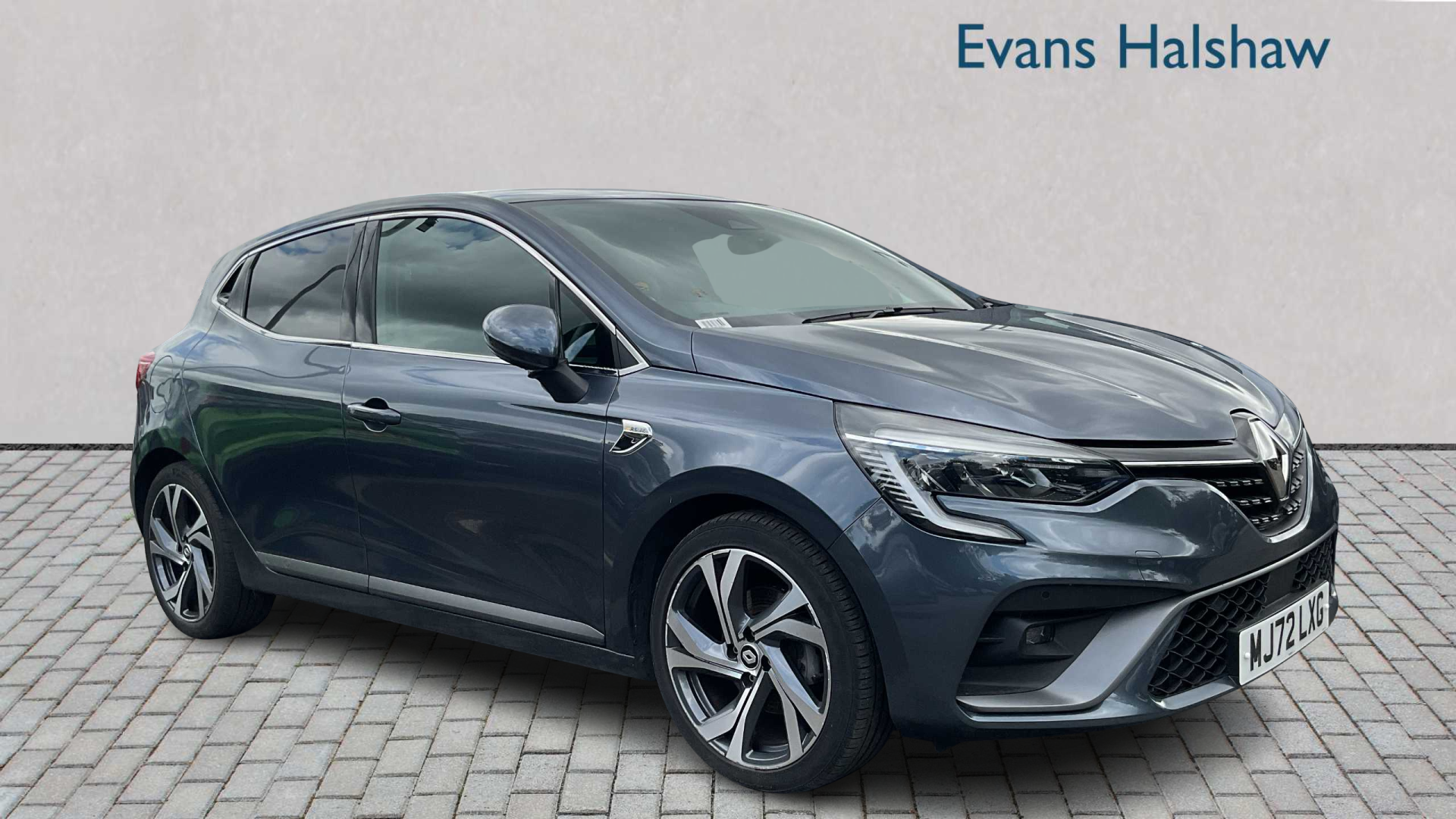 Main listing image - Renault Clio