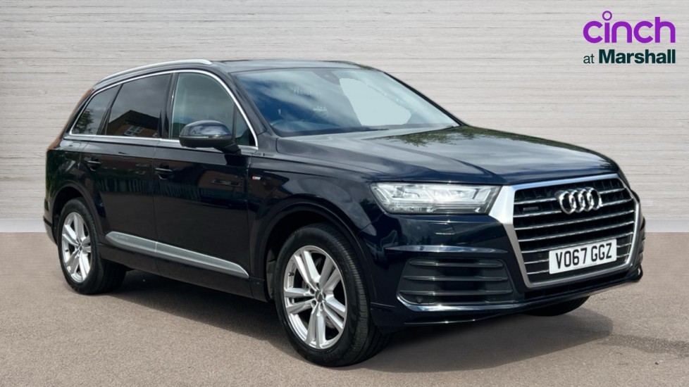 Main listing image - Audi Q7
