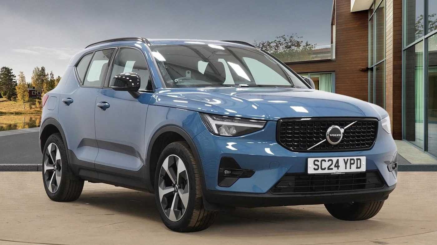 Main listing image - Volvo XC40