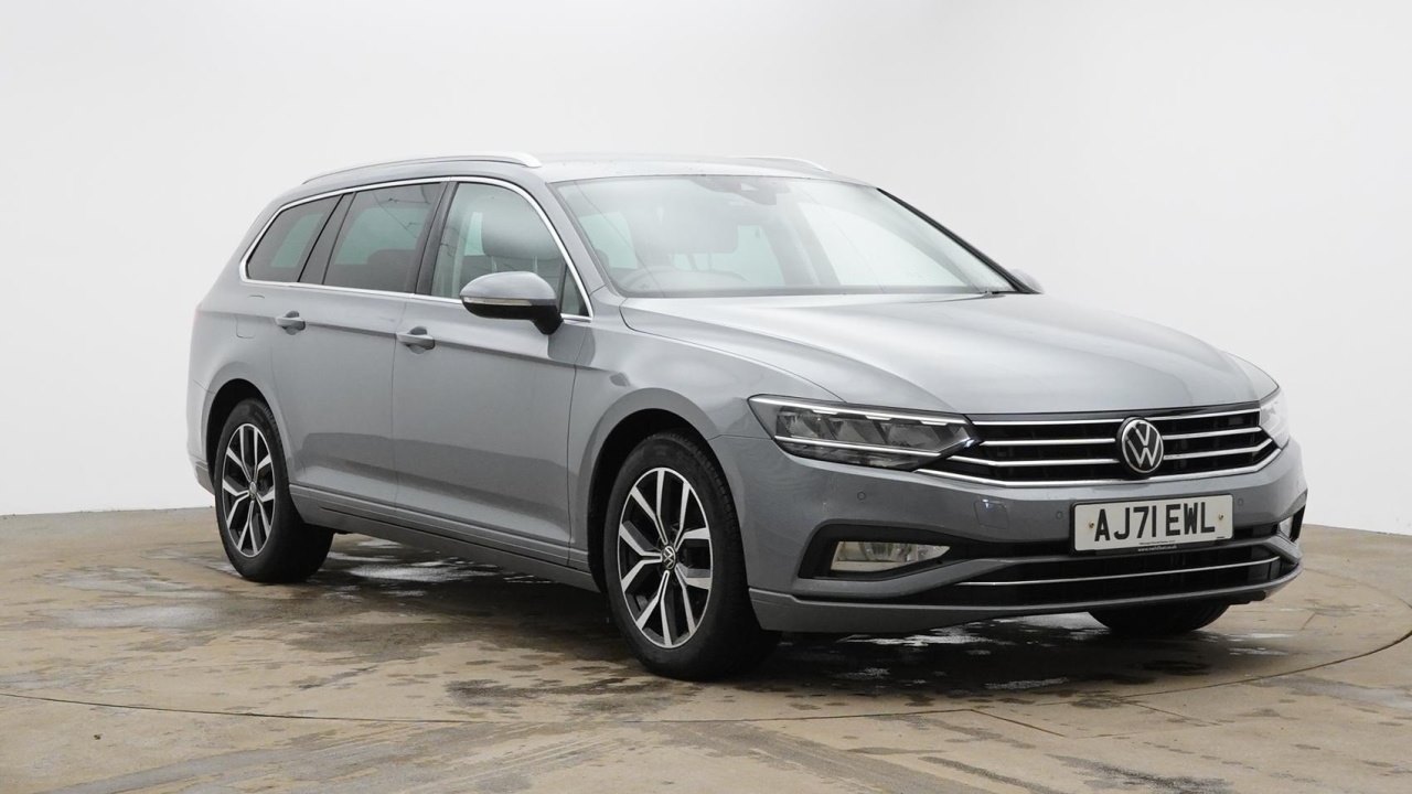 Main listing image - Volkswagen Passat Estate