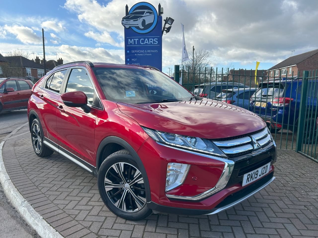 Main listing image - Mitsubishi Eclipse Cross