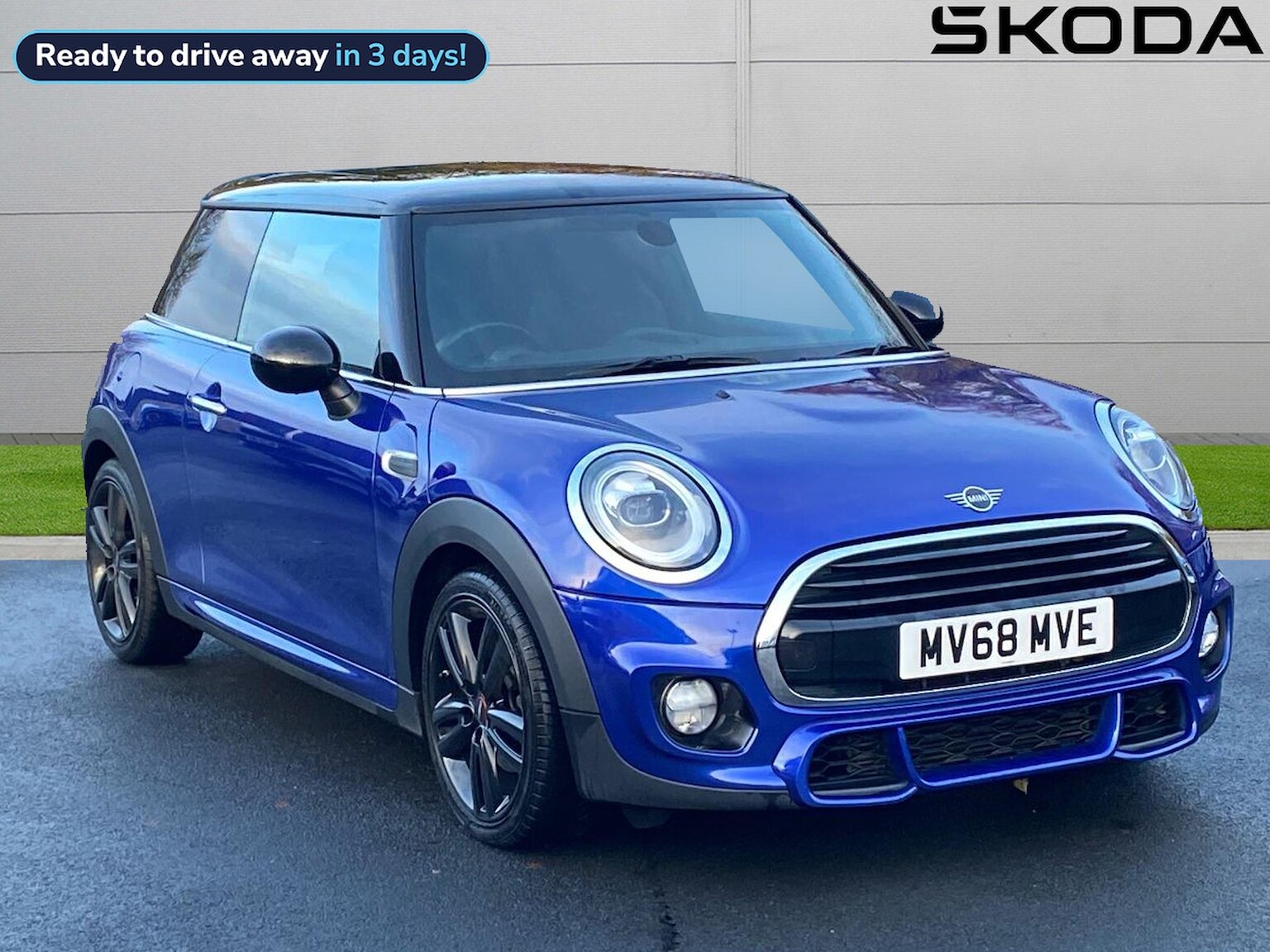 Main listing image - MINI Hatchback