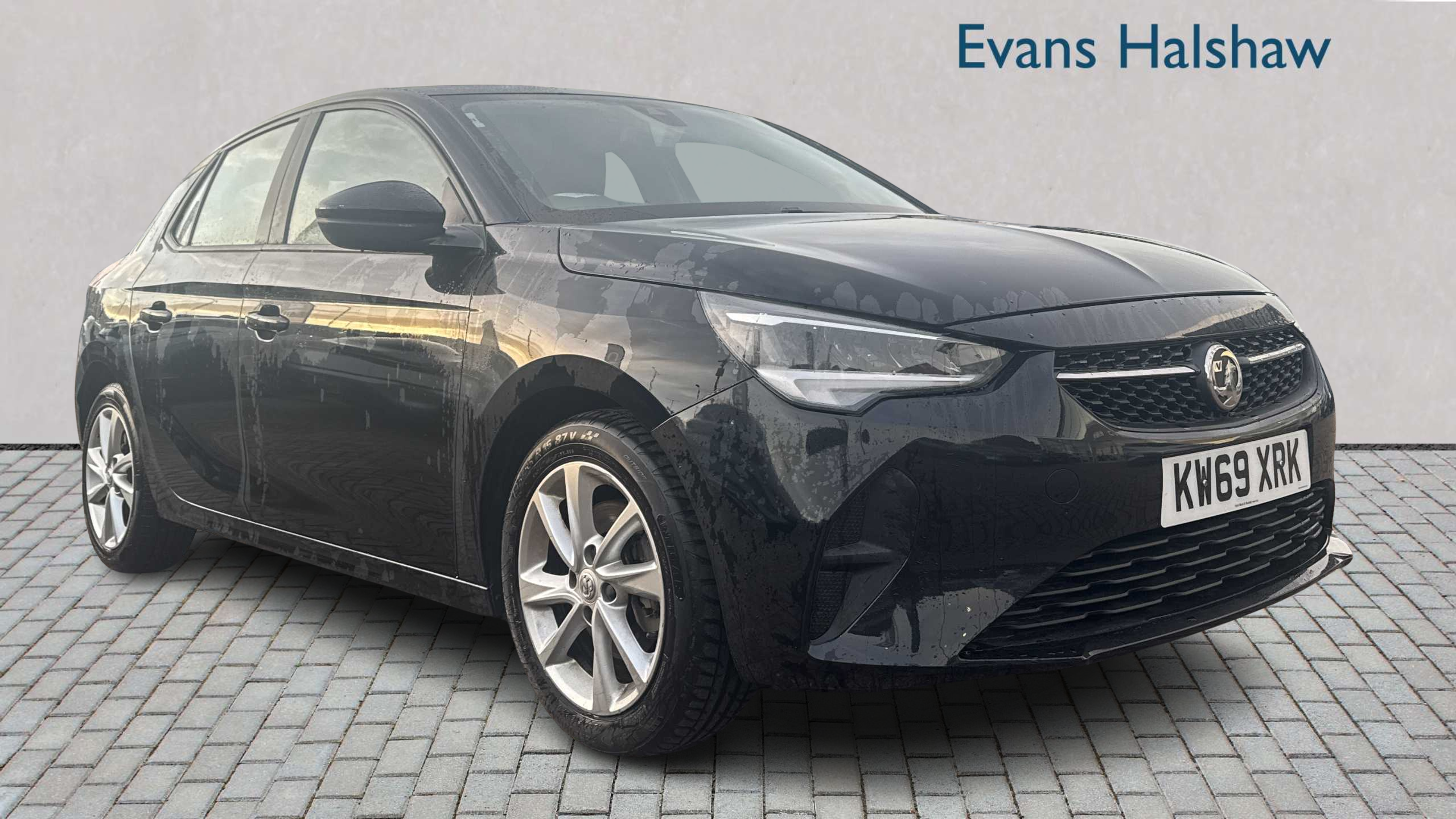 Main listing image - Vauxhall Corsa