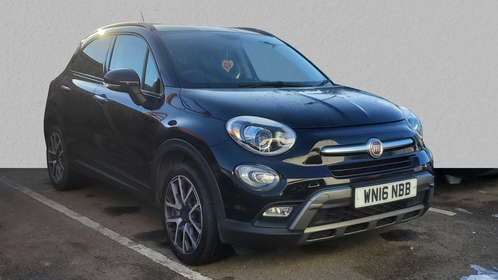 Main listing image - Fiat 500X