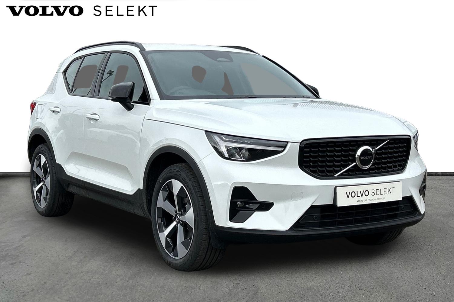 Main listing image - Volvo XC40