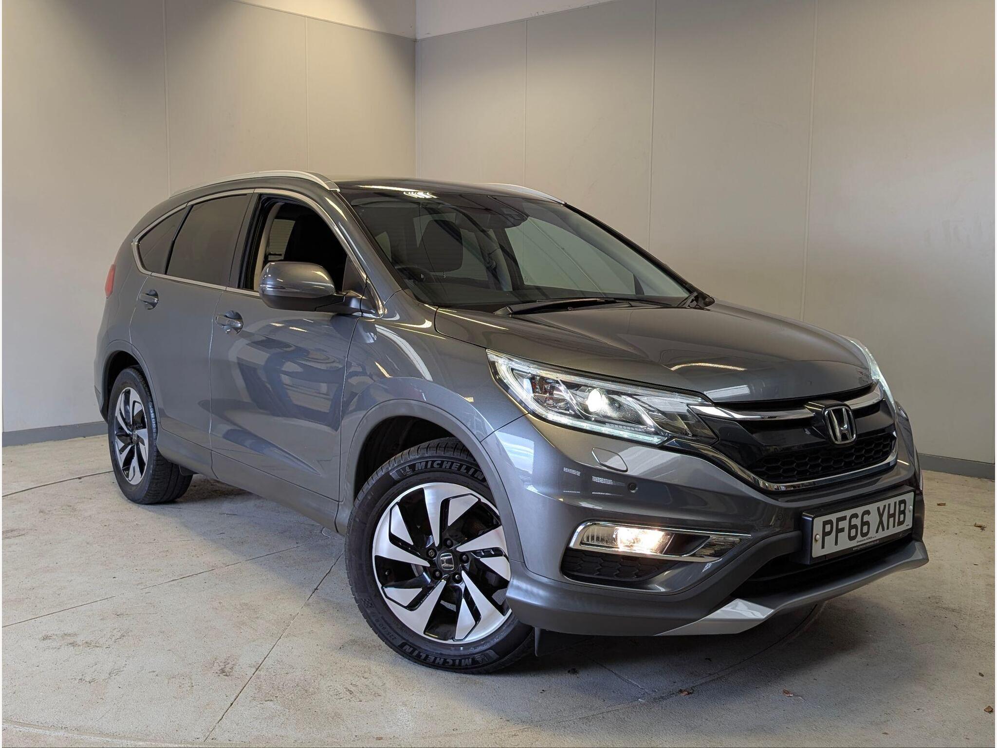 Main listing image - Honda CR-V