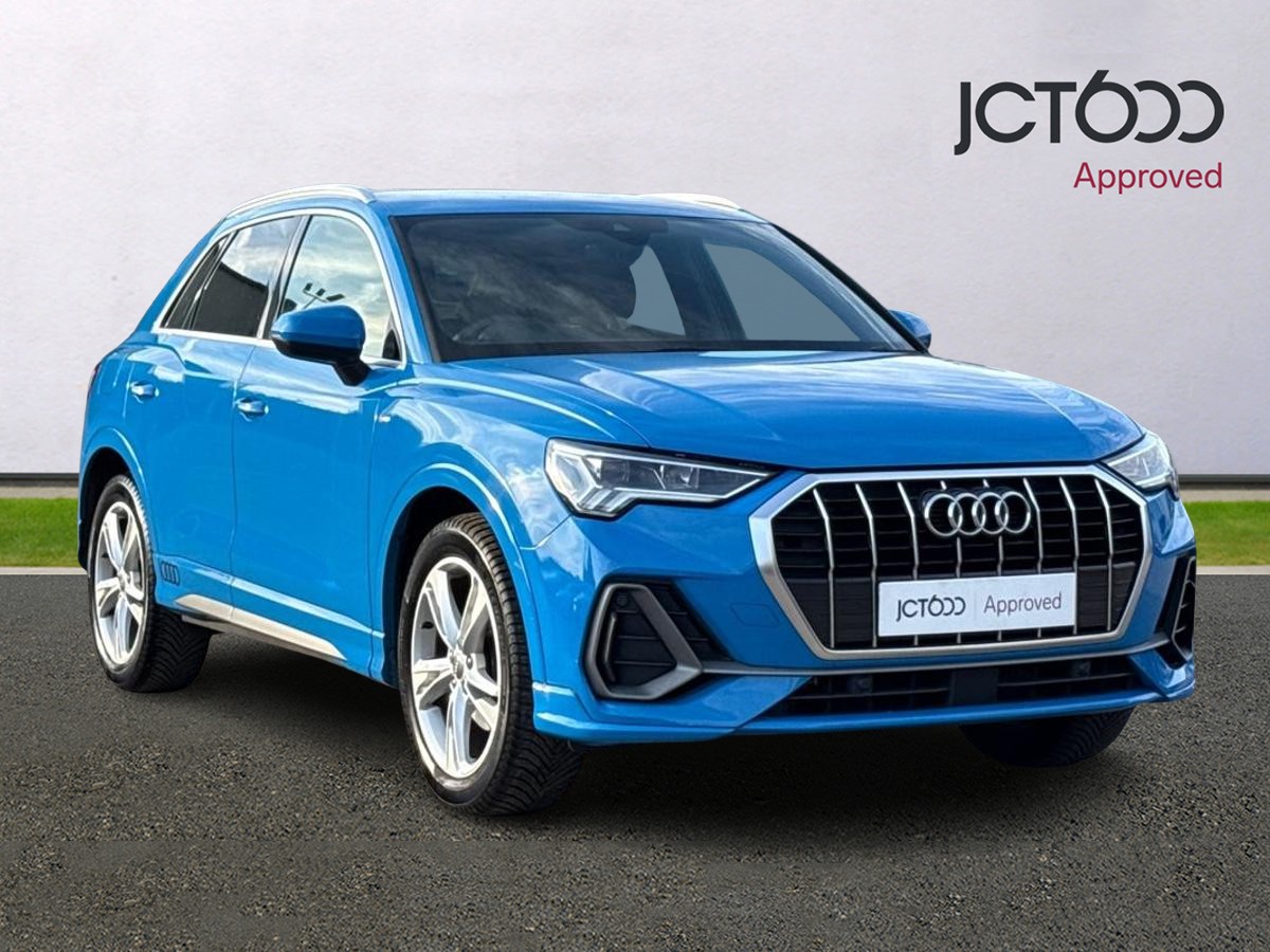 Main listing image - Audi Q3