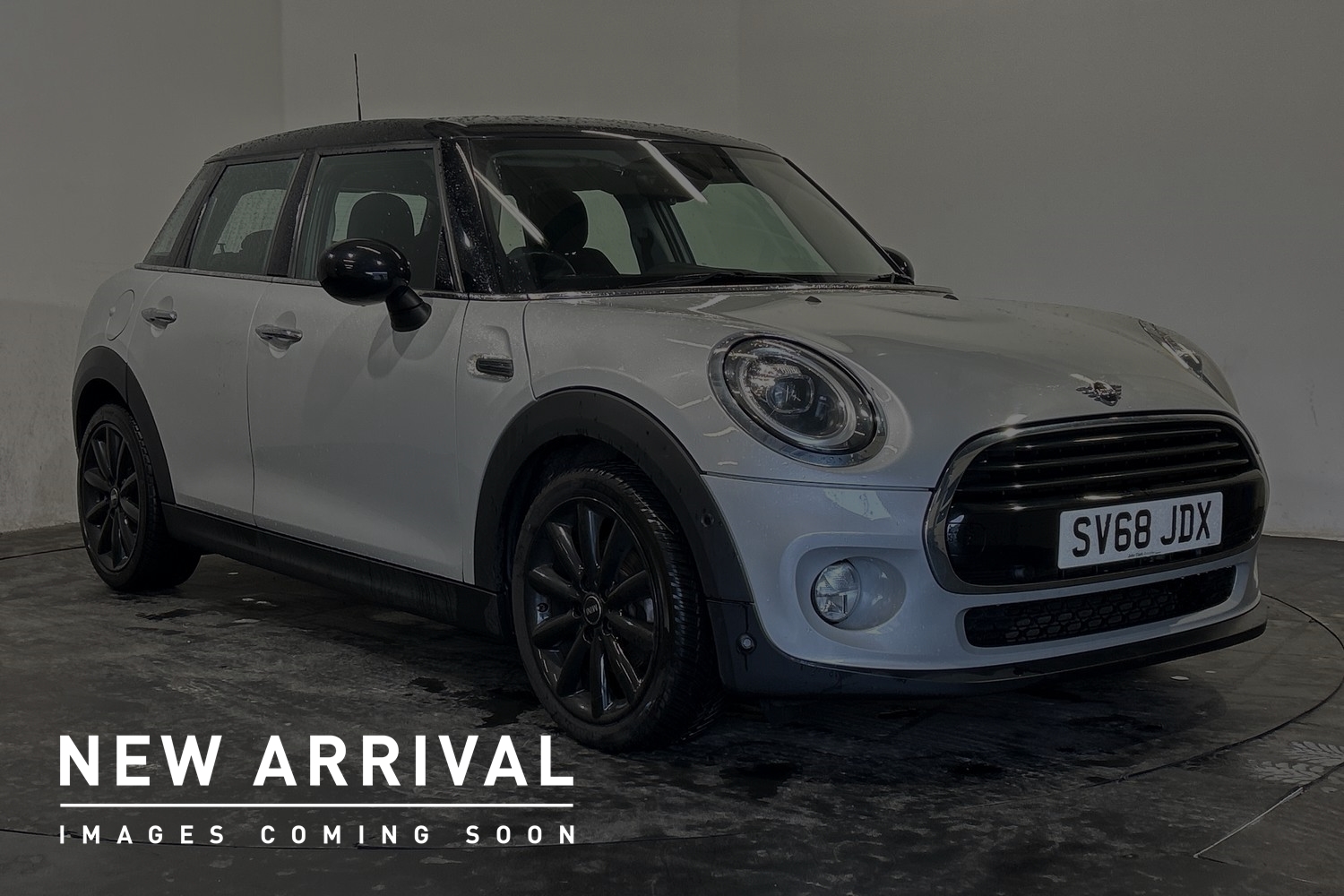 Main listing image - MINI Hatchback 5dr