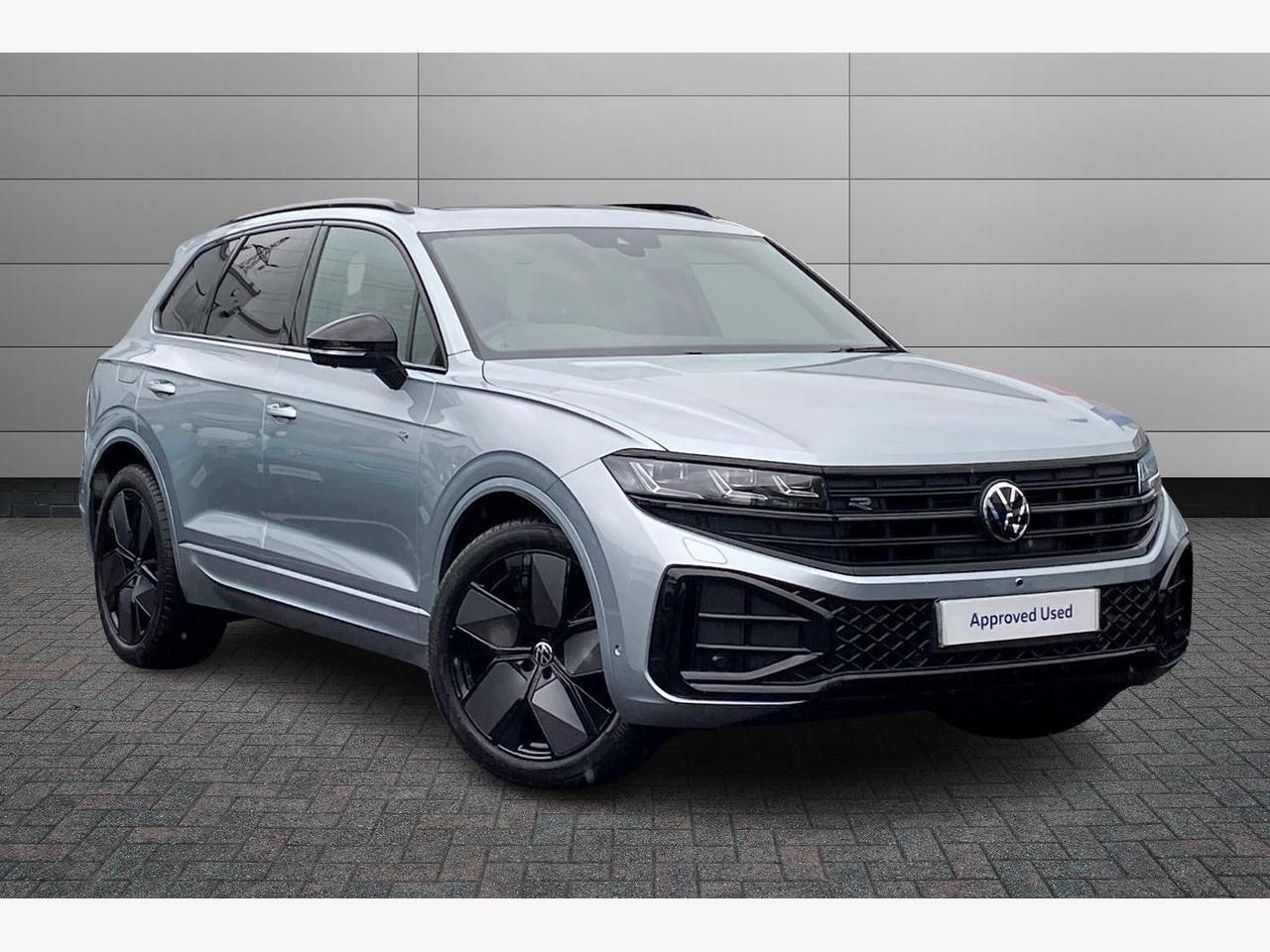 Main listing image - Volkswagen Touareg