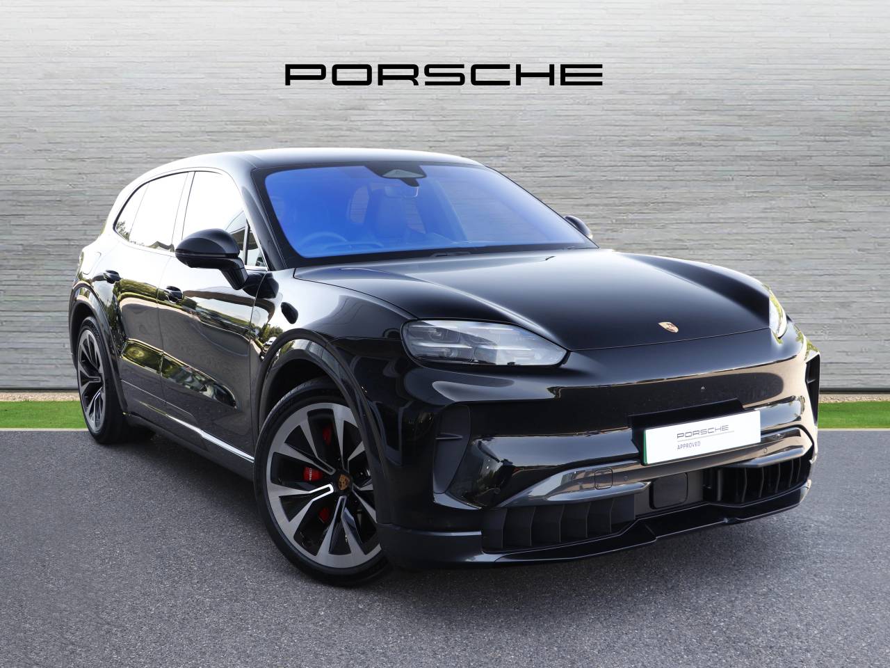 Main listing image - Porsche Cayenne Electric