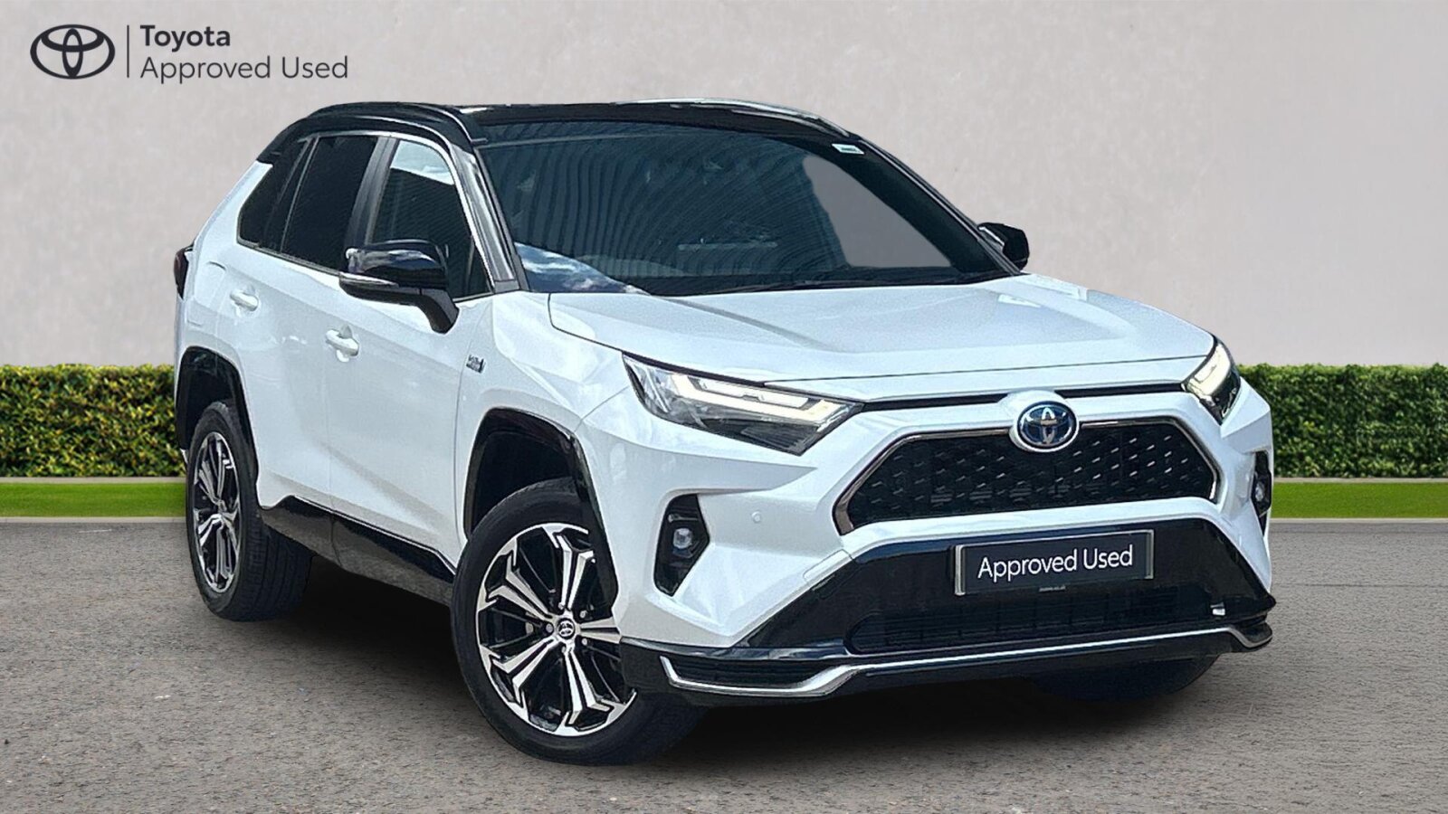Main listing image - Toyota RAV4