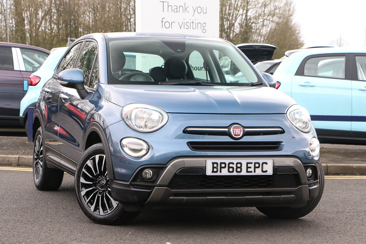 Main listing image - Fiat 500X