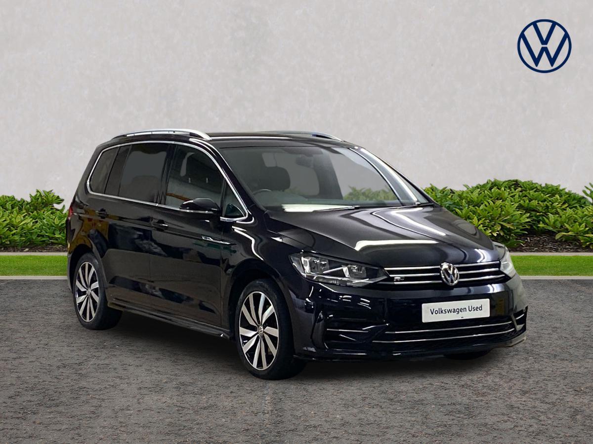 Main listing image - Volkswagen Touran