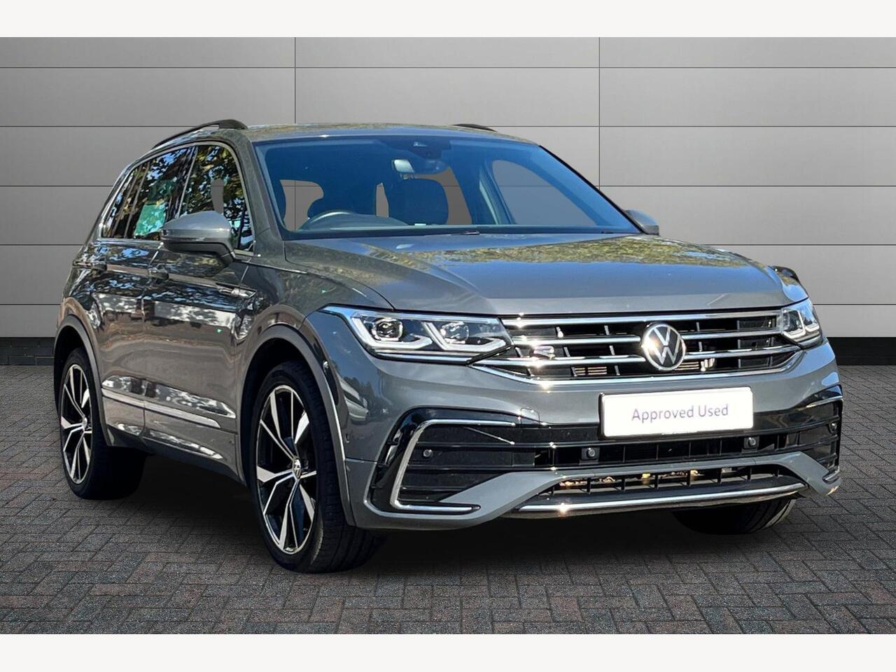 Main listing image - Volkswagen Tiguan