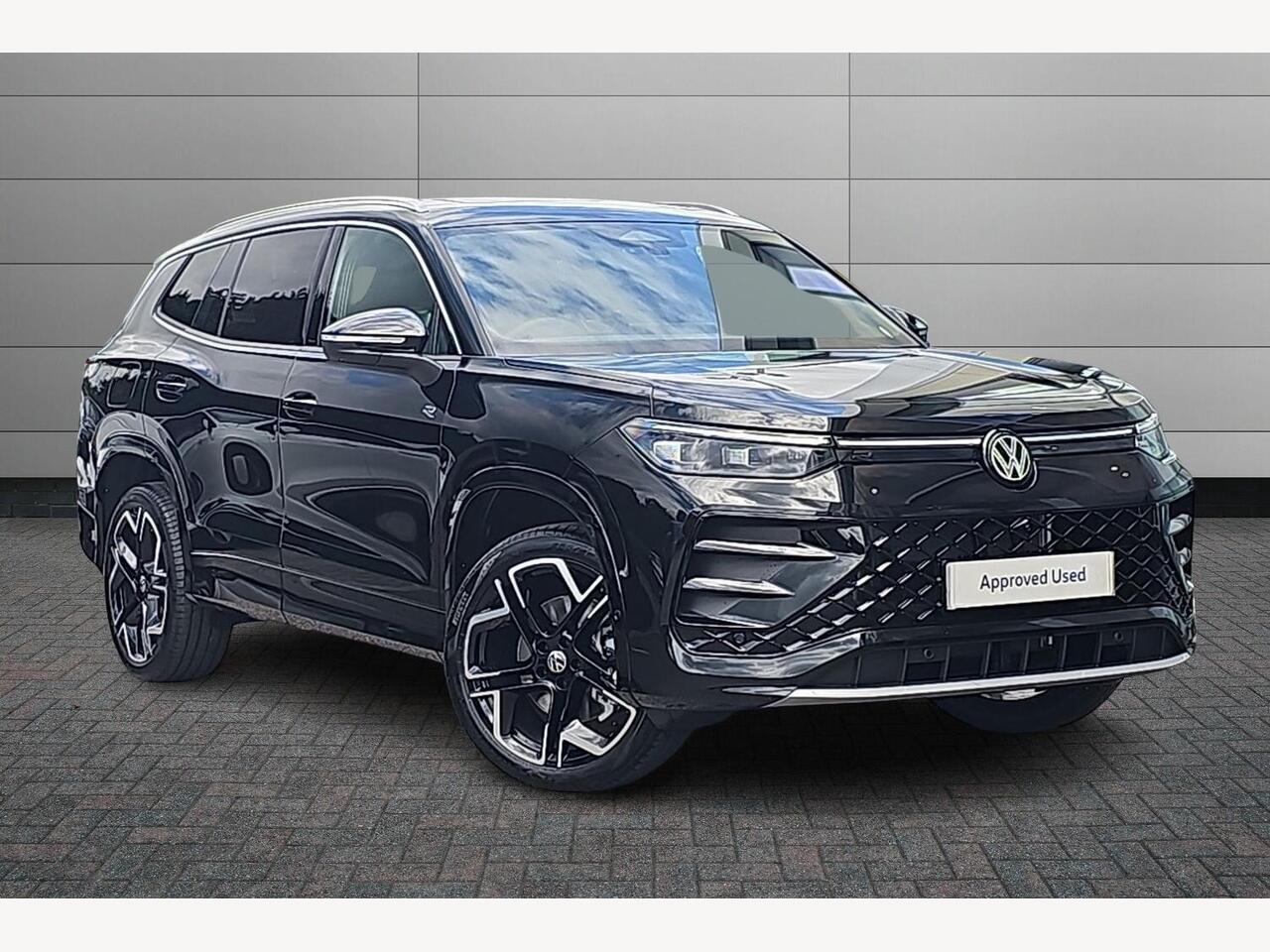 Main listing image - Volkswagen Tayron
