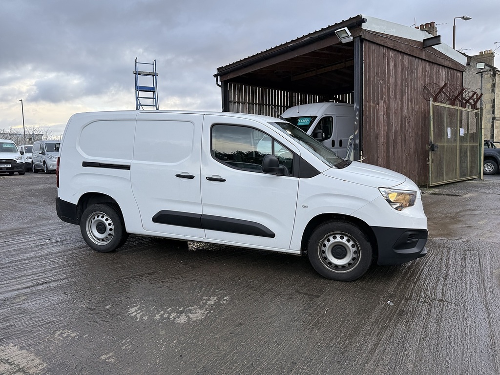 Main listing image - Vauxhall Combo Cargo