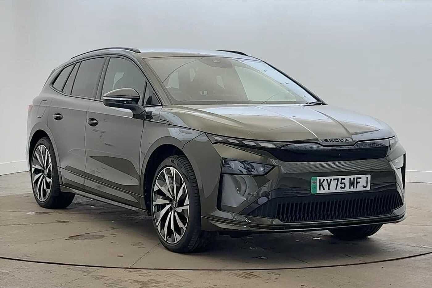 Main listing image - Skoda Enyaq