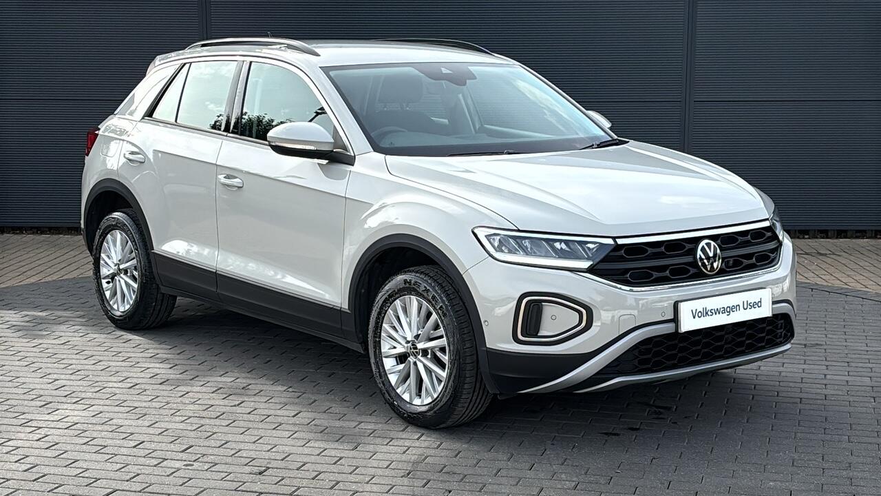 Main listing image - Volkswagen T-Roc