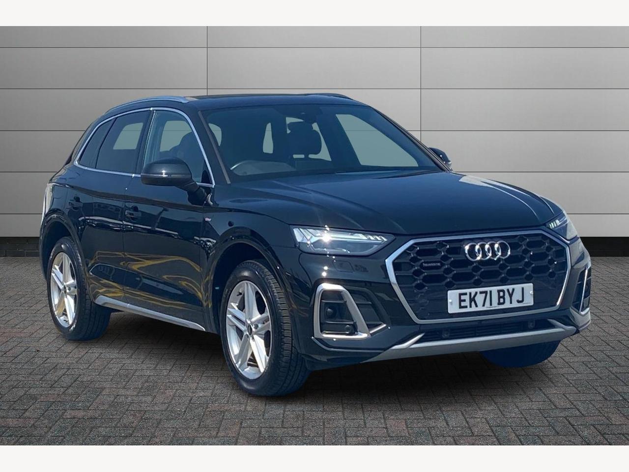Main listing image - Audi Q5
