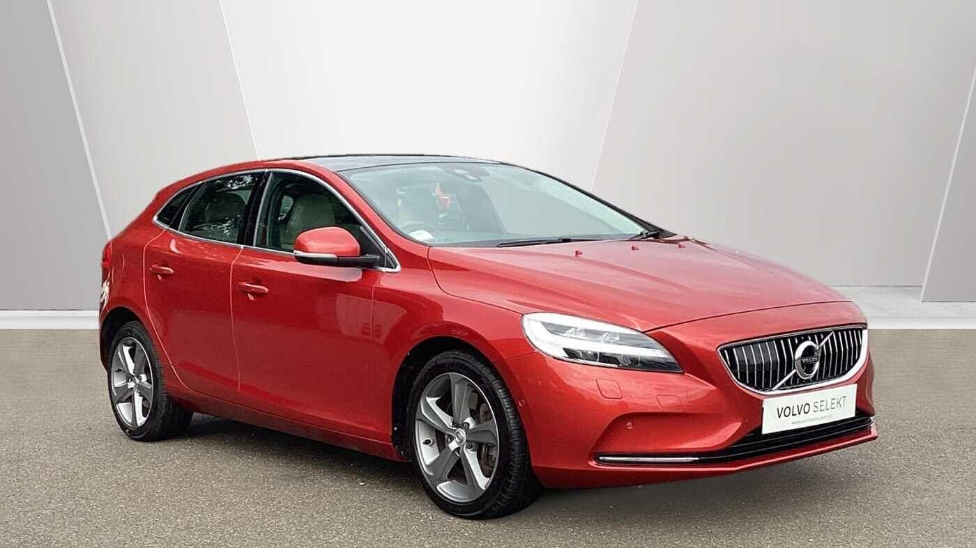 Main listing image - Volvo V40