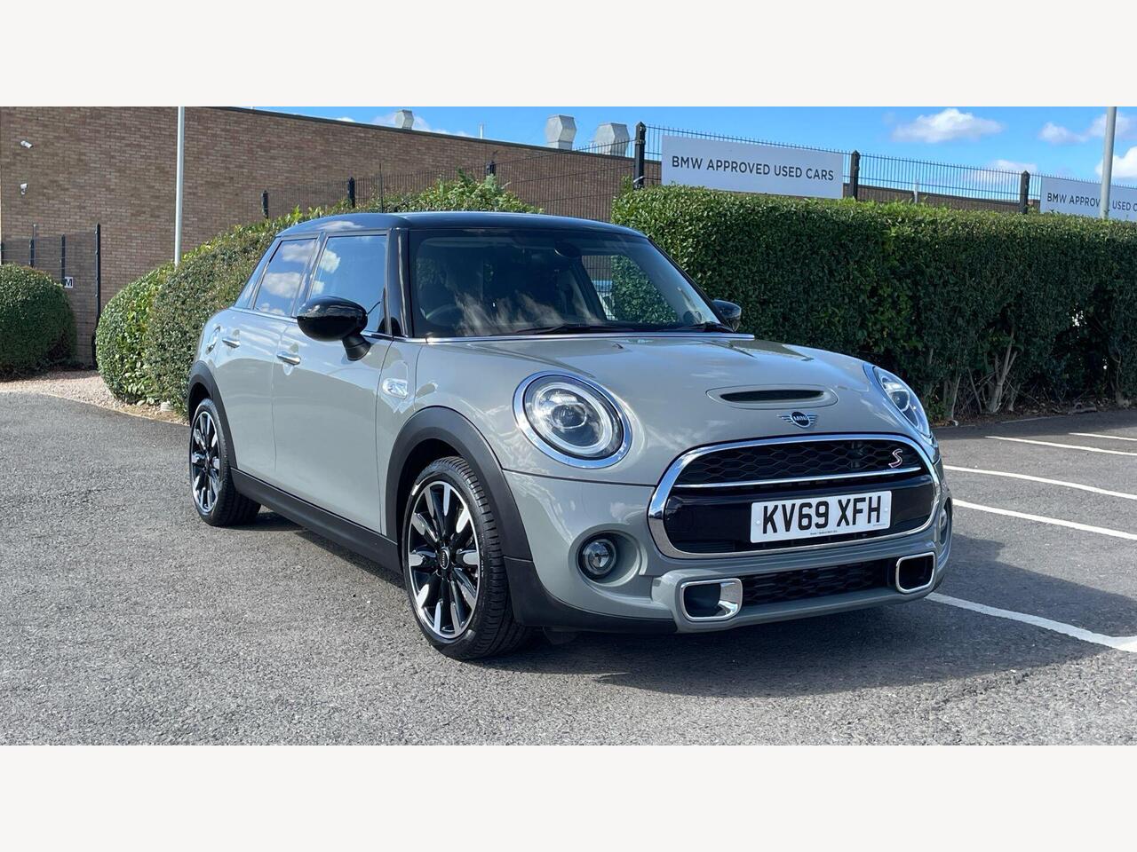 Main listing image - MINI Hatchback 5dr