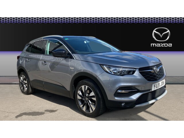Main listing image - Vauxhall Grandland X
