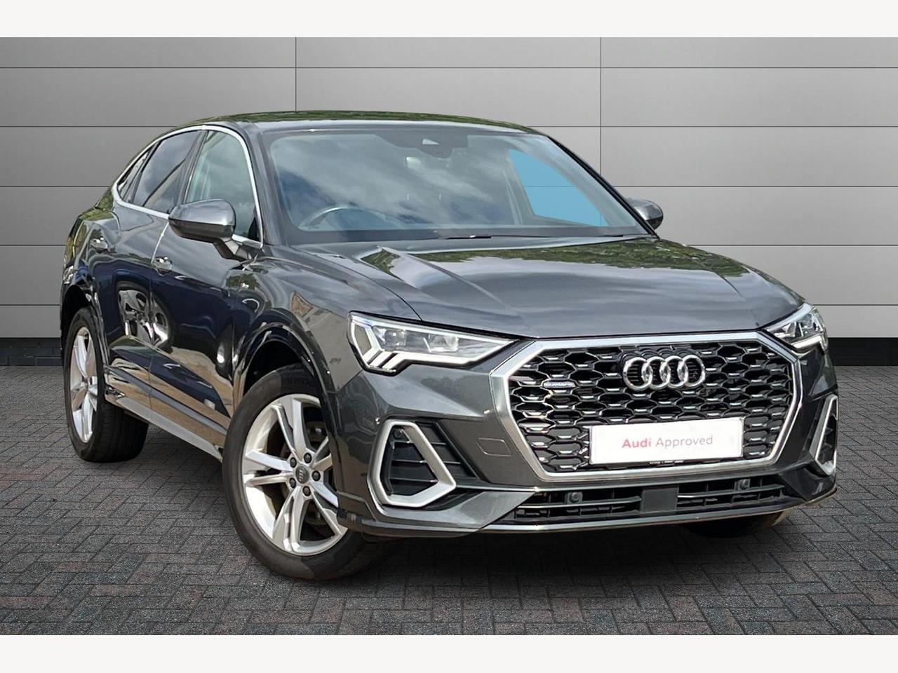 Main listing image - Audi Q3
