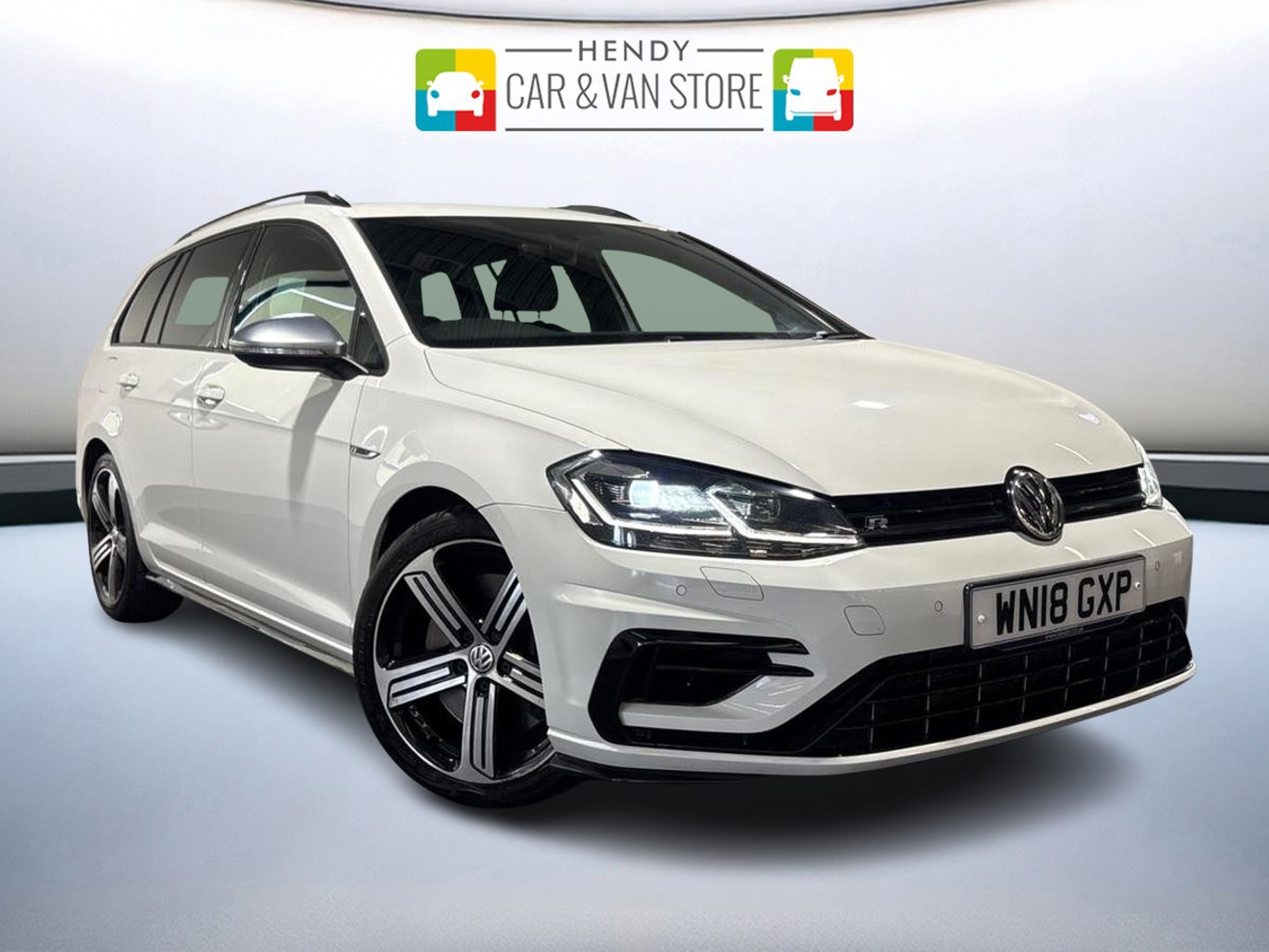Main listing image - Volkswagen Golf