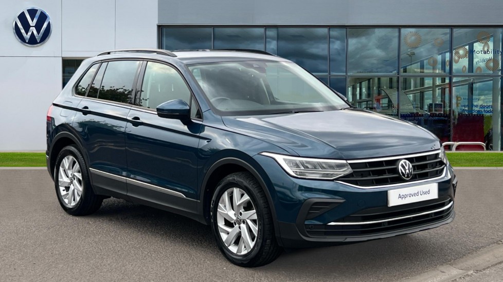 Main listing image - Volkswagen Tiguan