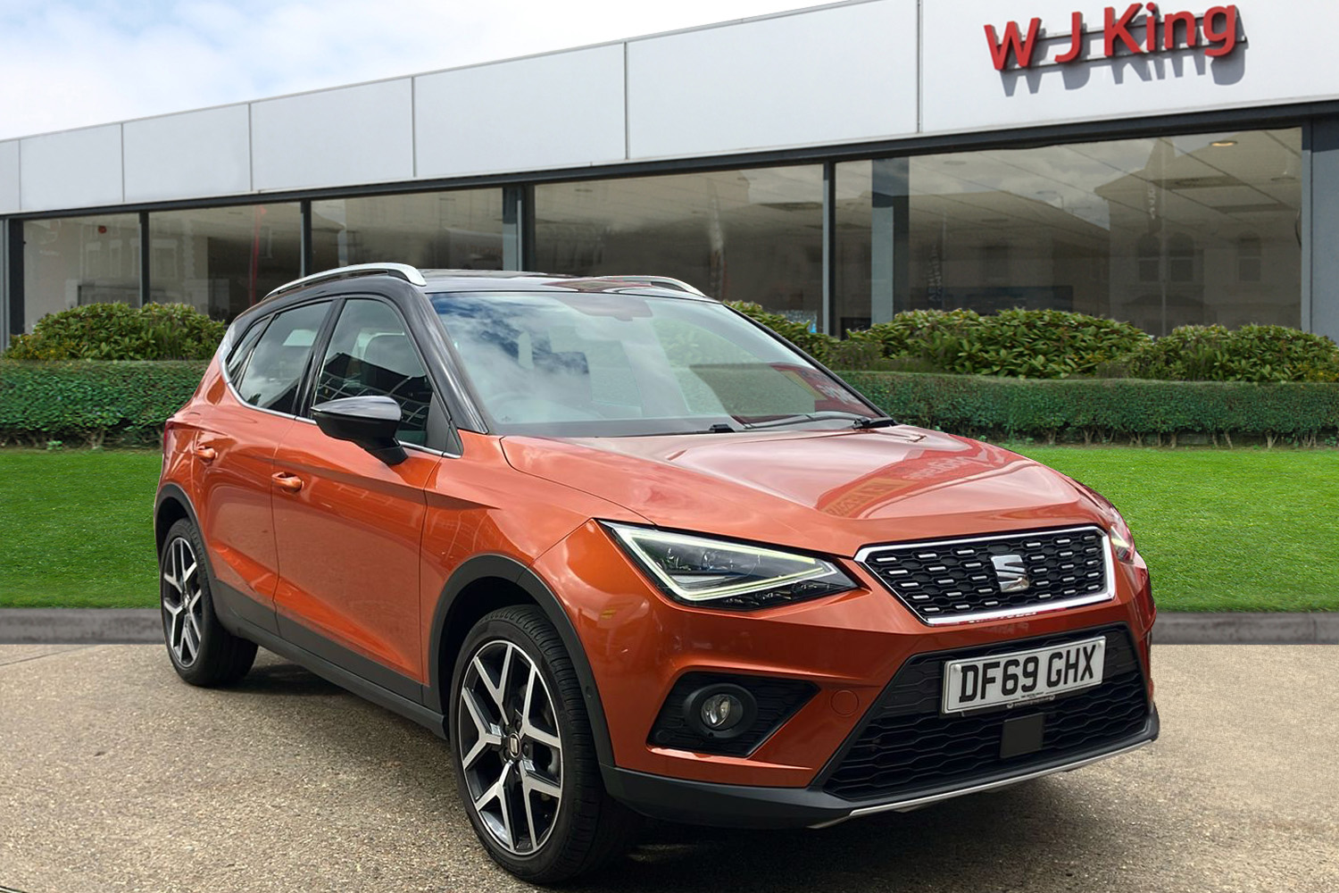 Main listing image - SEAT Arona