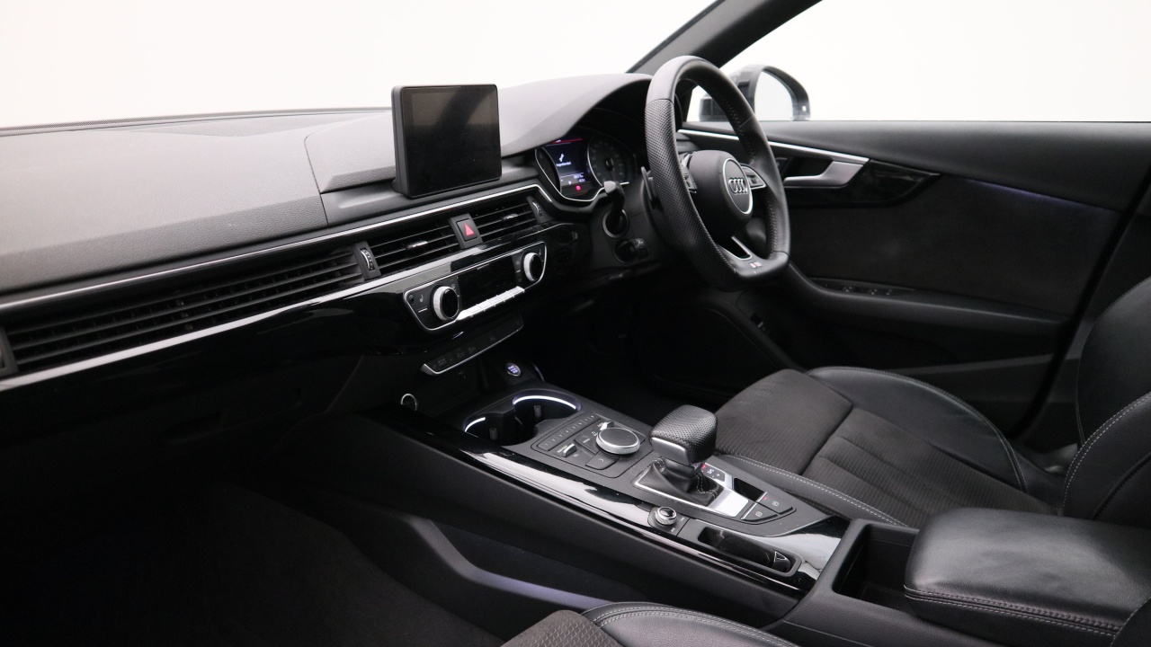 Audi A4 40 TFSI Black Edition 4dr S Tronic