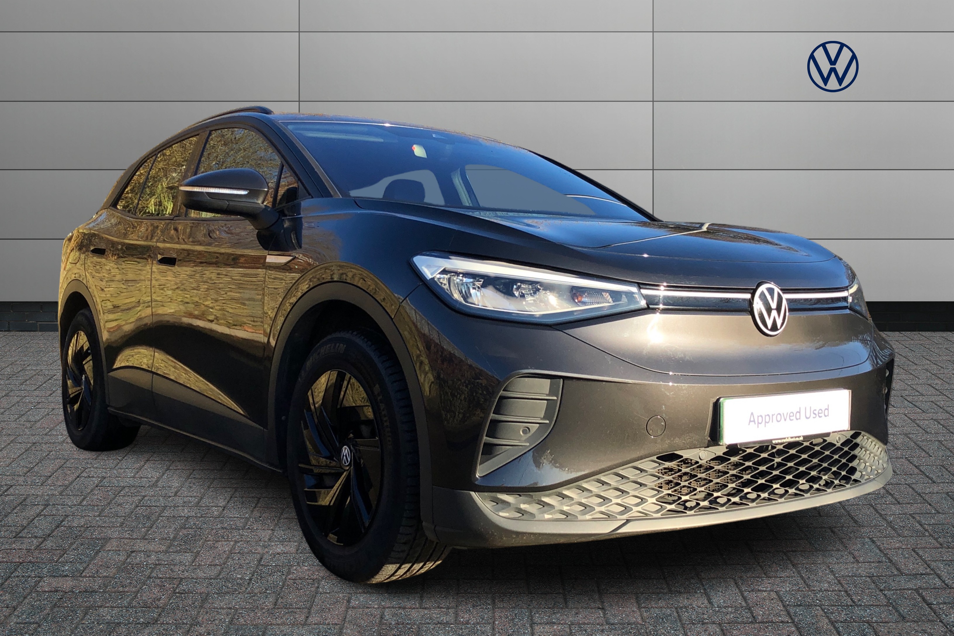 Main listing image - Volkswagen ID.4